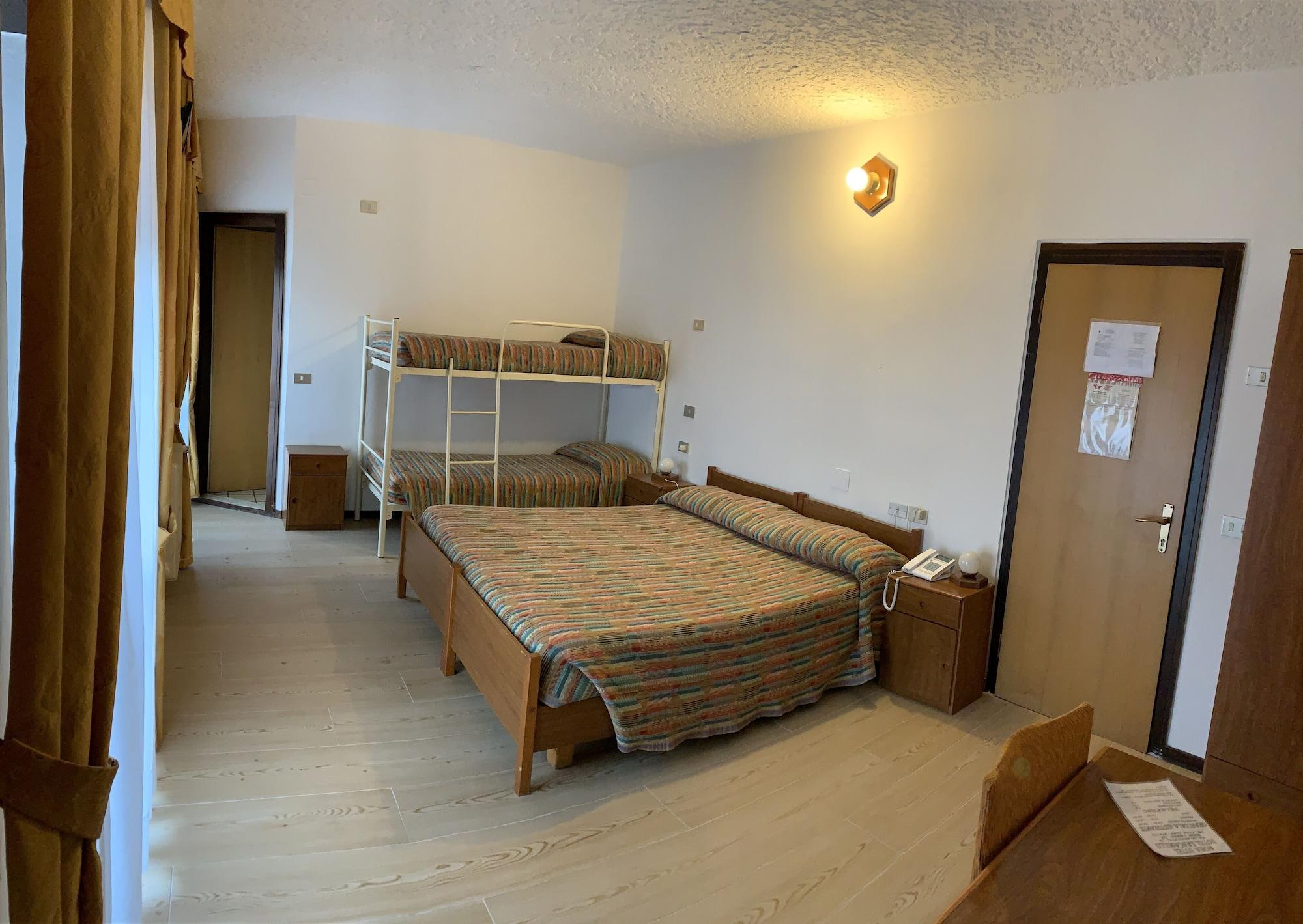 Hotel Sancamillo ディマーロ エクステリア 写真