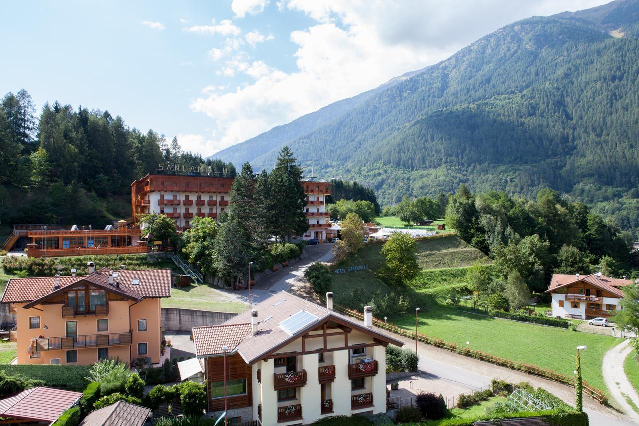 Hotel Sancamillo ディマーロ エクステリア 写真